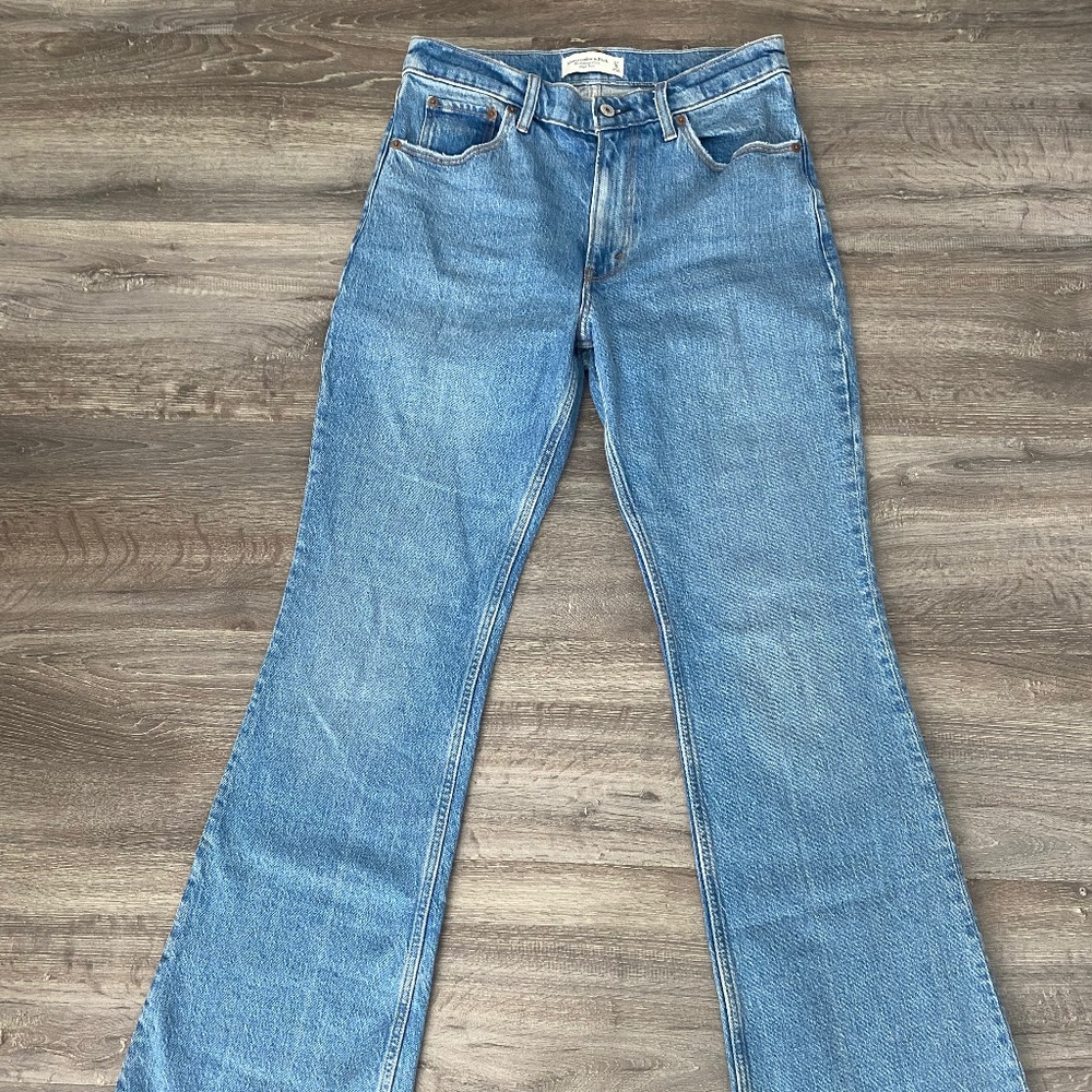 Abercrombie Vintage Flare Jeans 4L